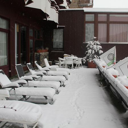 Hotel Amoretes Ла Молина Екстериор снимка