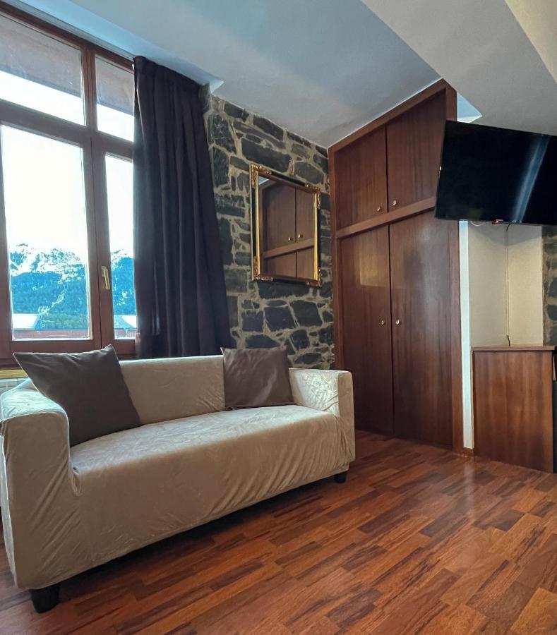 Hotel Amoretes Ла Молина Екстериор снимка